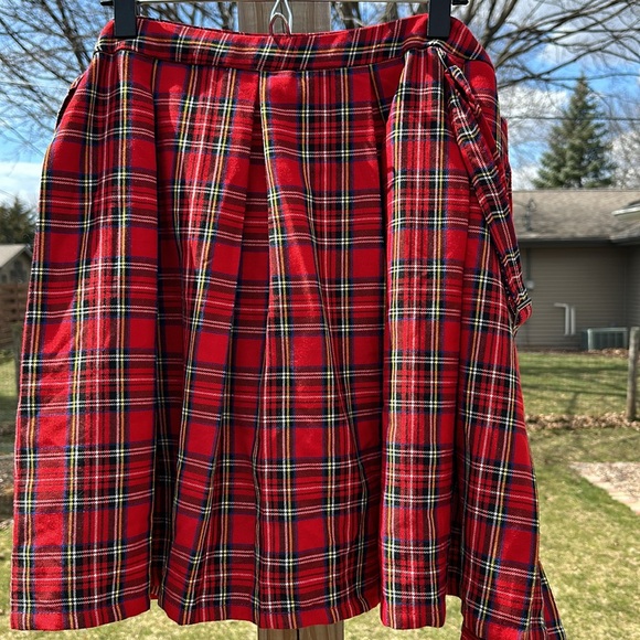 NWT Hot Topic, 4x skirt - Picture 6 of 6